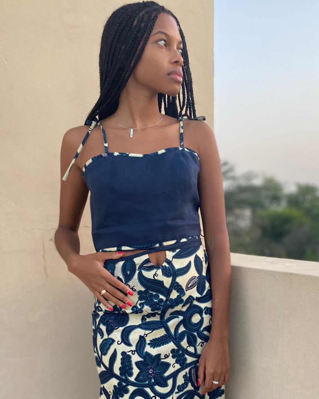 TOPS – BY M.A.R.Y